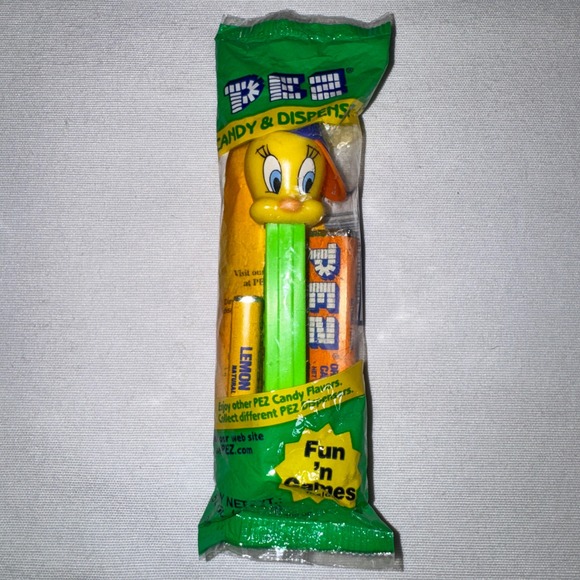 PEZ Other - Vintage PEZ Looney Tunes Tweety Bird with Hat Dispenser New in Package Sealed